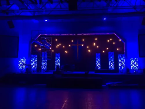 church-stage-backdrops-mod-scenes-bulk-content-5-25-2026-0006